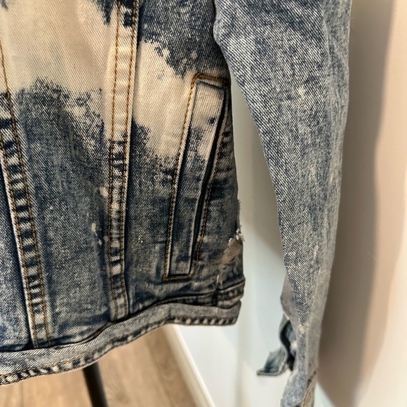 Urban Heritage Festival Acid Wash Distressed Jean Trucker 90s Style Jacket  M - Picture 9 of 12